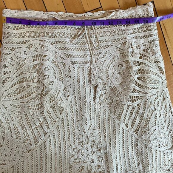Lace skirt - Picture 4 of 5